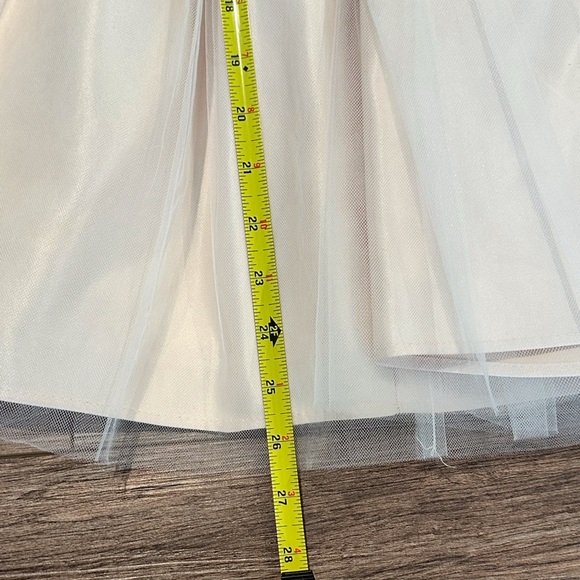 Sweet Kids Girls 3T SK781 Champagne Satin and Pearl with Tulle - Picture 10 of 12